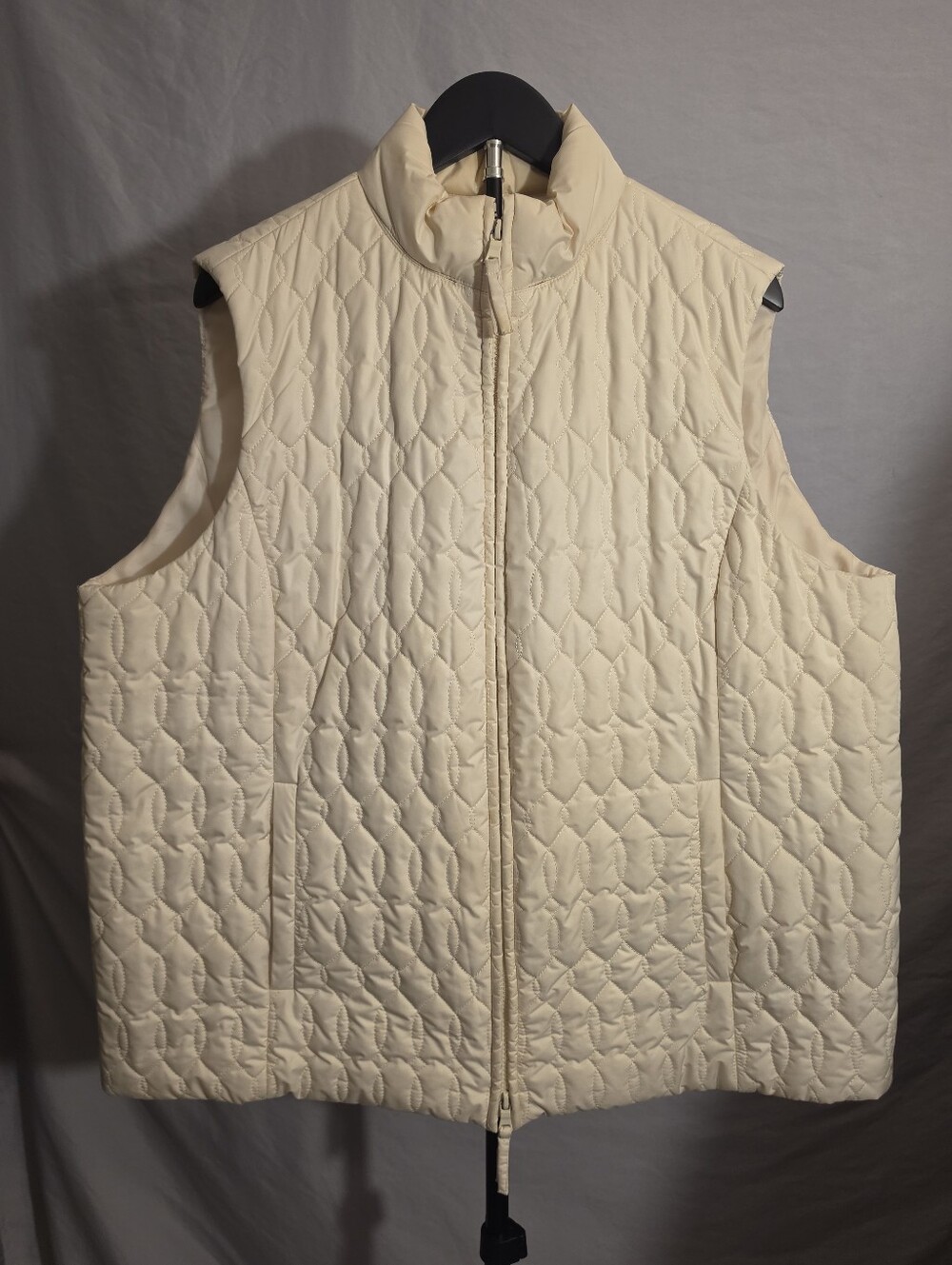 Liz Claiborne Women's Ivory Quilted Full Zip Collared Vest Petite 2P
